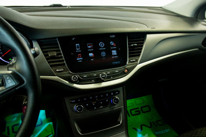 Продажа Opel Astra K 1.6 MT (136 л.с.) 2017 Белый в Автодом