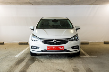 Продажа Opel Astra K 1.6 MT (136 л.с.) 2017 Белый в Автодом