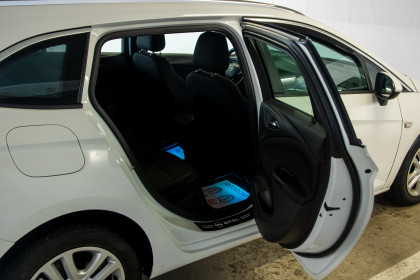 Продажа Opel Astra K 1.6 MT (136 л.с.) 2017 Белый в Автодом