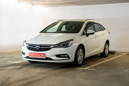 Продажа Opel Astra K 1.6 MT (136 л.с.) 2017 Белый в Автодом