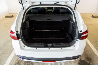 Продажа Lada (ВАЗ) Vesta I Рестайлинг (NG) SW 1.6 MT (106 л.с.) 2024 Белый в Автодом