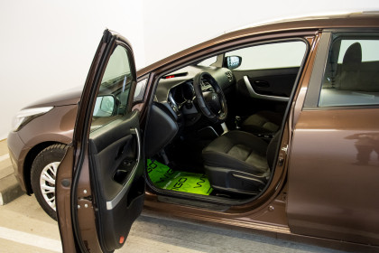 Продажа Kia Ceed II 1.4 MT (100 л.с.) 2012 Коричневый в Автодом