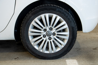 Продажа Opel Meriva B 1.4 MT (120 л.с.) 2013 Белый в Автодом