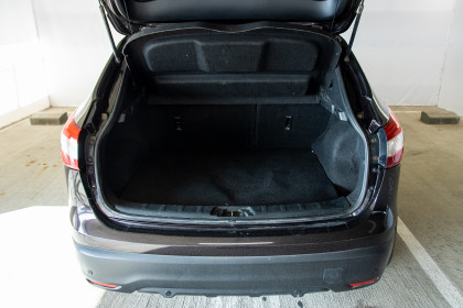 Продажа Nissan Qashqai II 1.6 CVT (130 л.с.) 2014 Фиолетовый в Автодом