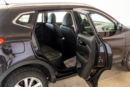 Продажа Nissan Qashqai II 1.6 CVT (130 л.с.) 2014 Фиолетовый в Автодом