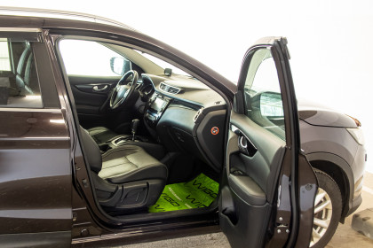 Продажа Nissan Qashqai II 1.6 CVT (130 л.с.) 2014 Фиолетовый в Автодом