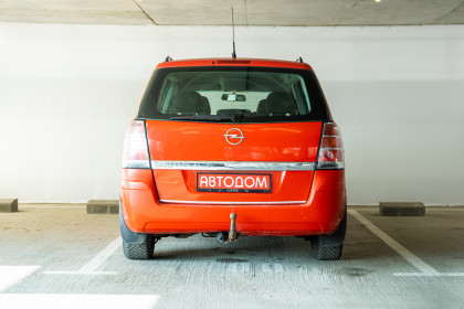 Продажа Opel Zafira B 1.9 MT (120 л.с.) 2006 Красный в Автодом