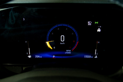 Продажа Chevrolet TrailBlazer III Рестайлинг 1.3 CVT (157 л.с.) 2023 Белый в Автодом