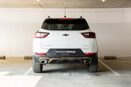 Продажа Chevrolet TrailBlazer III Рестайлинг 1.3 CVT (157 л.с.) 2023 Белый в Автодом