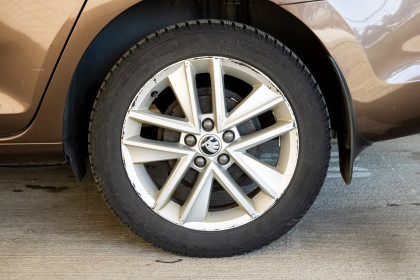 Продажа Skoda Rapid I Рестайлинг 1.6 AT (110 л.с.) 2018 Коричневый в Автодом