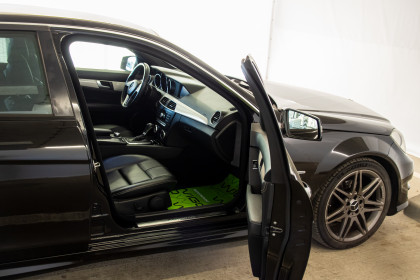 Продажа Mercedes-Benz C-Класс III (W204) Рестайлинг 200 1.8 AT (184 л.с.) 2011 Черный в Автодом