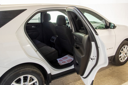 Продажа Chevrolet Equinox III Рестайлинг 1.5 AT (173 л.с.) 2022 Белый в Автодом