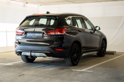 Продажа BMW X1 II (F48) Рестайлинг 16d sDrive 1.5 AMT (116 л.с.) 2021 Черный в Автодом