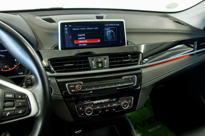 Продажа BMW X1 II (F48) Рестайлинг 16d sDrive 1.5 AMT (116 л.с.) 2021 Черный в Автодом