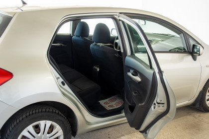 Продажа Toyota Auris I 1.6 AMT (124 л.с.) 2008 Серебристый в Автодом