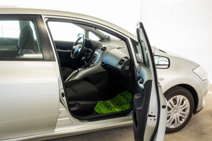 Продажа Toyota Auris I 1.6 AMT (124 л.с.) 2008 Серебристый в Автодом