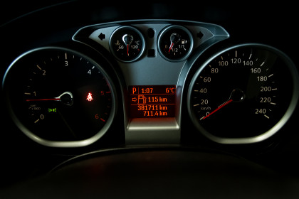 Продажа Ford Kuga I 2.0 AMT (140 л.с.) 2012 Черный в Автодом