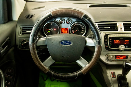 Продажа Ford Kuga I 2.0 AMT (140 л.с.) 2012 Черный в Автодом