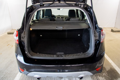 Продажа Ford Kuga I 2.0 AMT (140 л.с.) 2012 Черный в Автодом