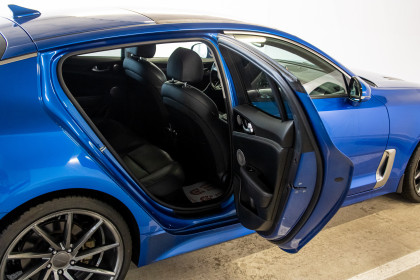 Продажа Kia Stinger I 2.0 AT (247 л.с.) 2019 Синий в Автодом