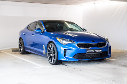 Продажа Kia Stinger I 2.0 AT (247 л.с.) 2019 Синий в Автодом