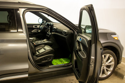 Продажа Ford Explorer VI 3.0 AT (400 л.с.) 2022 Серый в Автодом