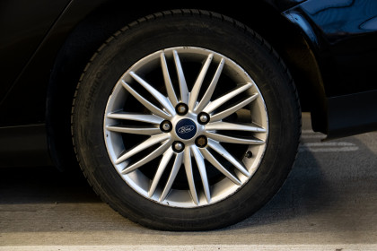 Продажа Ford Focus III Рестайлинг 1.5 MT (105 л.с.) 2018 Черный в Автодом