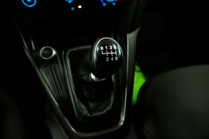 Продажа Ford Focus III Рестайлинг 1.5 MT (105 л.с.) 2018 Черный в Автодом