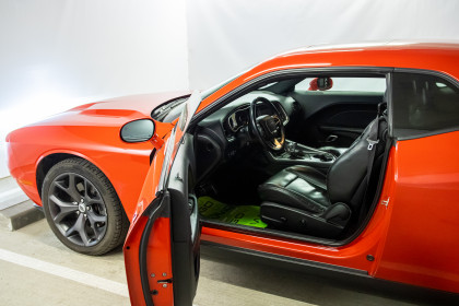 Продажа Dodge Challenger III Рестайлинг 2 3.6 AT (309 л.с.) 2018 Красный в Автодом