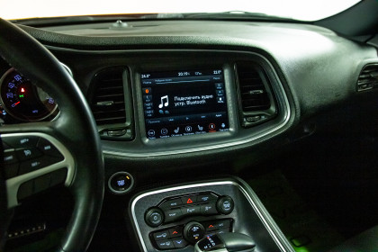 Продажа Dodge Challenger III Рестайлинг 2 3.6 AT (309 л.с.) 2018 Красный в Автодом