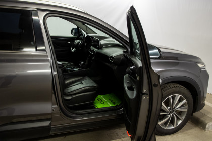 Продажа Hyundai Santa Fe IV 2.0 AT (185 л.с.) 2018 Серый в Автодом