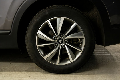 Продажа Hyundai Santa Fe IV 2.0 AT (185 л.с.) 2018 Серый в Автодом