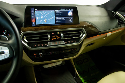 Продажа BMW X3 III (G01) Рестайлинг 30i 2.0 AT (252 л.с.) 2021 Серый в Автодом