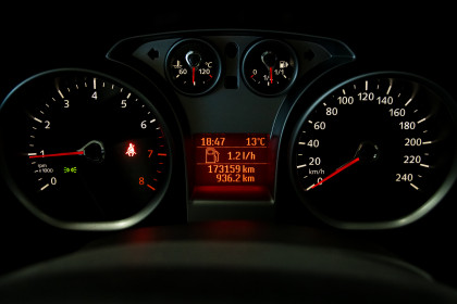 Продажа Ford Focus II Рестайлинг 1.6 MT (100 л.с.) 2011 Серый в Автодом