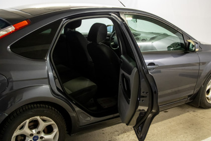 Продажа Ford Focus II Рестайлинг 1.6 MT (100 л.с.) 2011 Серый в Автодом