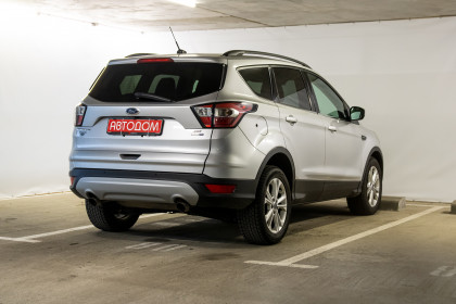 Продажа Ford Escape III Рестайлинг 1.5 AT (182 л.с.) 2016 Серебристый в Автодом