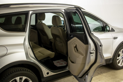 Продажа Ford Escape III Рестайлинг 1.5 AT (182 л.с.) 2016 Серебристый в Автодом