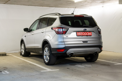 Продажа Ford Escape III Рестайлинг 1.5 AT (182 л.с.) 2016 Серебристый в Автодом