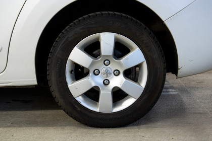 Продажа Peugeot 5008 I 1.6 MT (112 л.с.) 2011 Белый в Автодом