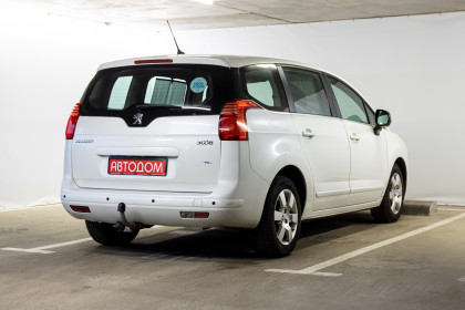 Продажа Peugeot 5008 I 1.6 MT (112 л.с.) 2011 Белый в Автодом