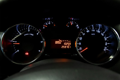 Продажа Peugeot 5008 I 1.6 MT (112 л.с.) 2011 Белый в Автодом