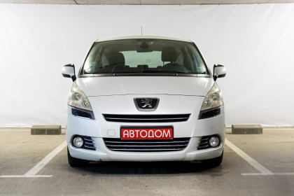 Продажа Peugeot 5008 I 1.6 MT (112 л.с.) 2011 Белый в Автодом