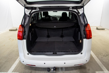 Продажа Peugeot 5008 I 1.6 MT (112 л.с.) 2011 Белый в Автодом