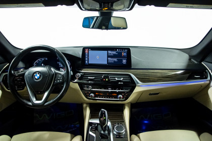 Продажа BMW 5 серии VII (G30/G31) Рестайлинг 530i 2.0 AT (252 л.с.) 2020 Белый в Автодом