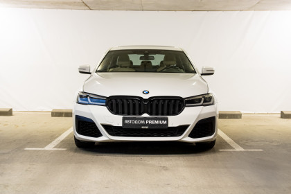 Продажа BMW 5 серии VII (G30/G31) Рестайлинг 530i 2.0 AT (252 л.с.) 2020 Белый в Автодом