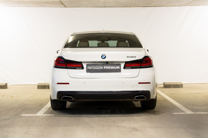 Продажа BMW 5 серии VII (G30/G31) Рестайлинг 530i 2.0 AT (252 л.с.) 2020 Белый в Автодом