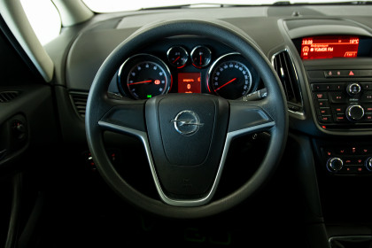 Продажа Opel Zafira C 1.8 MT (115 л.с.) 2014 Черный в Автодом