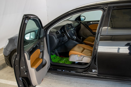 Продажа Volkswagen Golf VI 1.4 MT (122 л.с.) 2009 Черный в Автодом