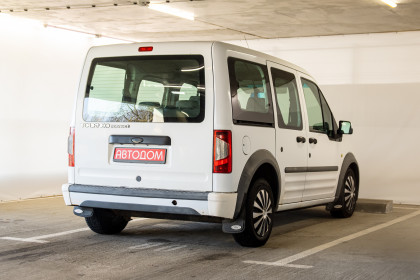 Продажа Ford Tourneo Connect I Рестайлинг 1.8 MT (110 л.с.) 2010 Белый в Автодом