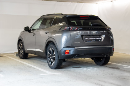 Продажа Peugeot 2008 II 1.5 AT (130 л.с.) 2020 Серебристый в Автодом